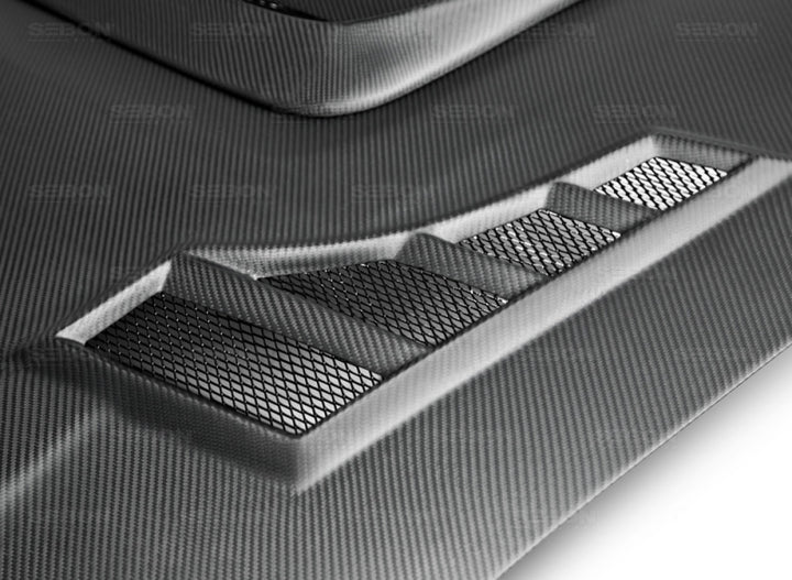 Seibon 04-05 Subaru WRX/STi CW-Style Dry Carbon Fiber Hood